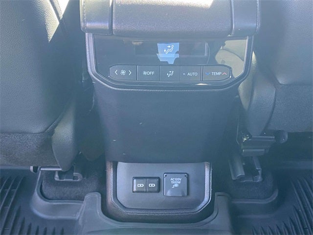 2025 Toyota Highlander Hybrid Limited