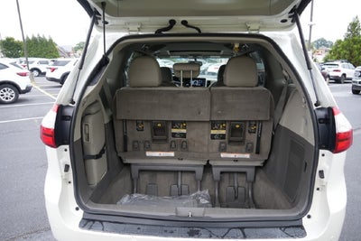 2015 Toyota Sienna XLE 8 Passenger