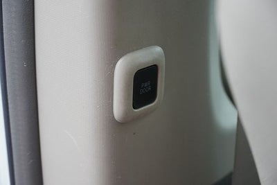 2015 Toyota Sienna XLE 8 Passenger