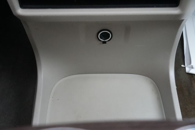 2015 Toyota Sienna XLE 8 Passenger