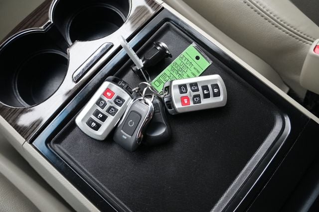 2015 Toyota Sienna XLE 8 Passenger