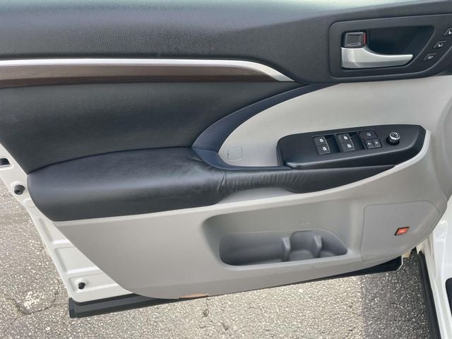 2016 Toyota Highlander Limited