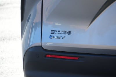 2025 Toyota Sienna XLE 8 Passenger
