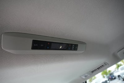 2024 Toyota Sienna XLE 8 Passenger