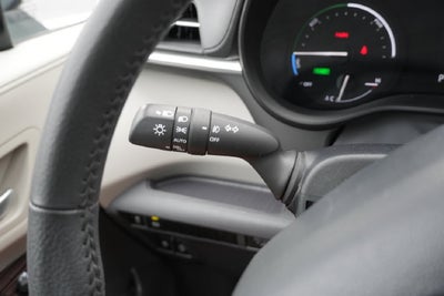 2024 Toyota Sienna XLE 8 Passenger