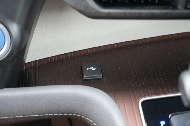 2024 Toyota Sienna XLE 8 Passenger