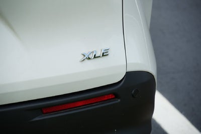 2025 Toyota Sienna XLE 8 Passenger