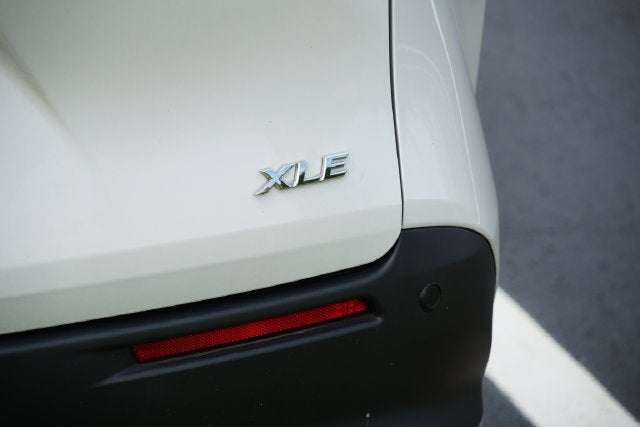 2025 Toyota Sienna XLE 8 Passenger