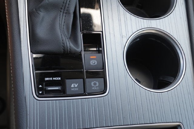 2025 Toyota Sienna XLE 8 Passenger