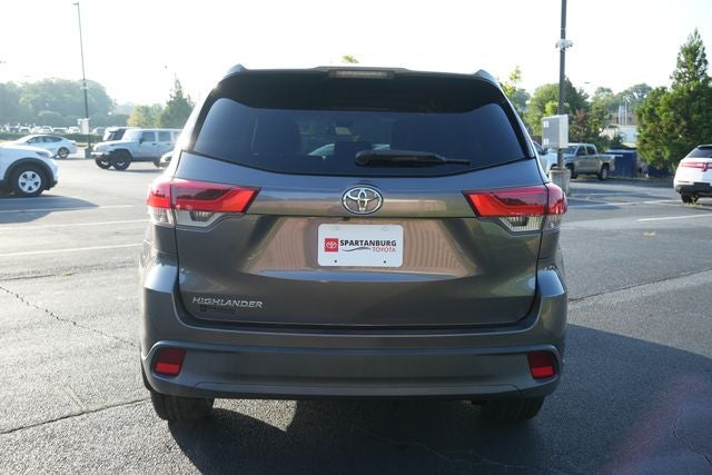 2017 Toyota Highlander LE