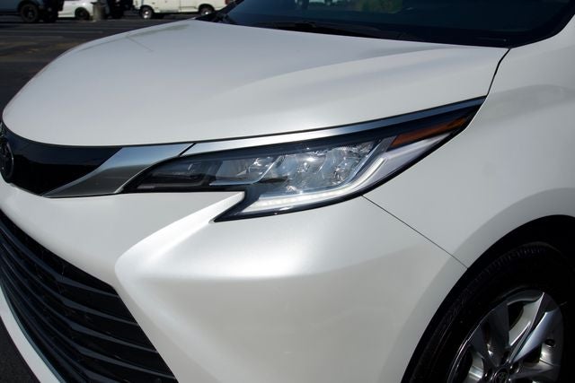 2026 Toyota Sienna Limited 7 Passenger