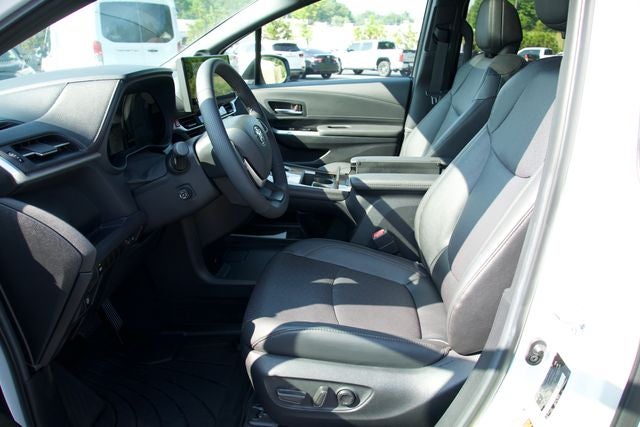 2026 Toyota Sienna Limited 7 Passenger