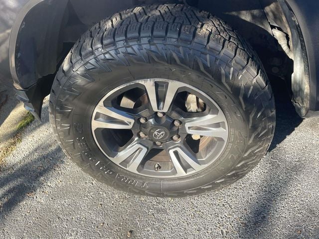 2017 Toyota Tacoma TRD Sport V6