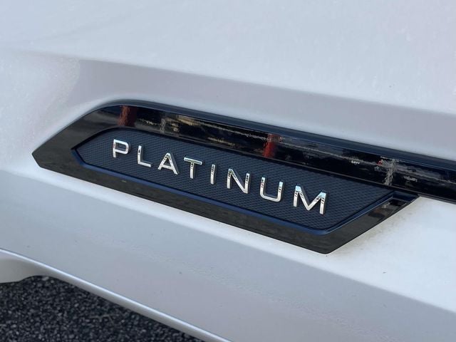 2022 Toyota Tundra Hybrid Platinum
