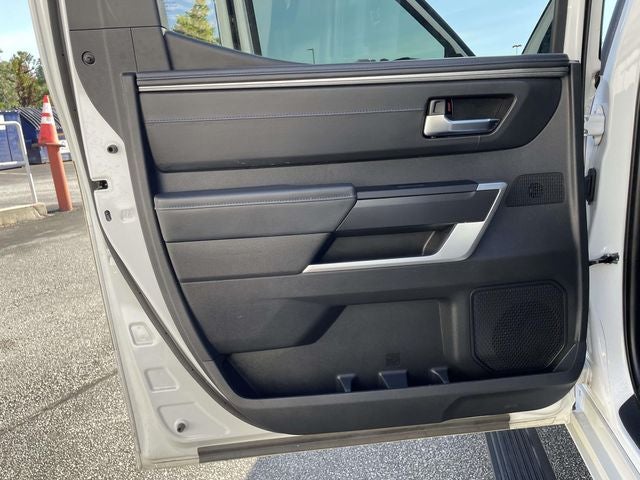 2022 Toyota Tundra Hybrid Platinum