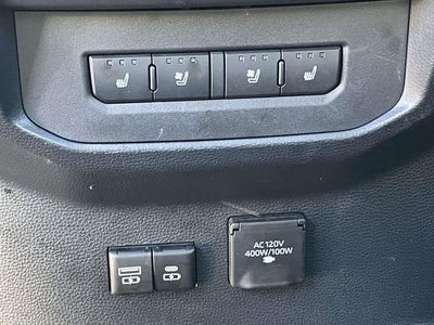 2022 Toyota Tundra Hybrid Platinum