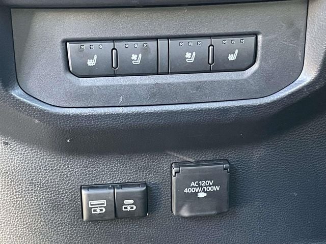 2022 Toyota Tundra Hybrid Platinum