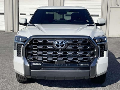 2022 Toyota Tundra Hybrid Platinum