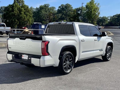 2022 Toyota Tundra Hybrid Platinum