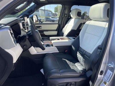 2024 Toyota Tundra Hybrid Capstone