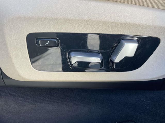 2022 BMW X7 M50i