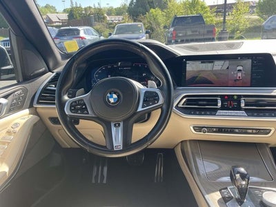 2022 BMW X7 M50i