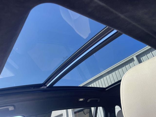 2022 BMW X7 M50i