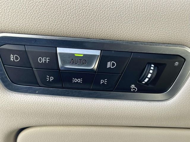 2022 BMW X7 M50i