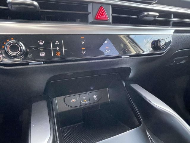 2025 Kia Sorento LX