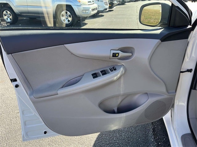 2012 Toyota Corolla LE