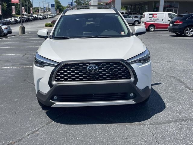 2023 Toyota Corolla Cross XLE