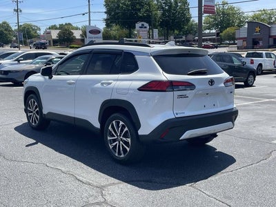 2023 Toyota Corolla Cross XLE
