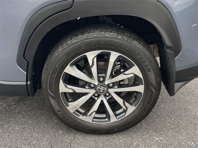 2025 Toyota Corolla Cross XLE