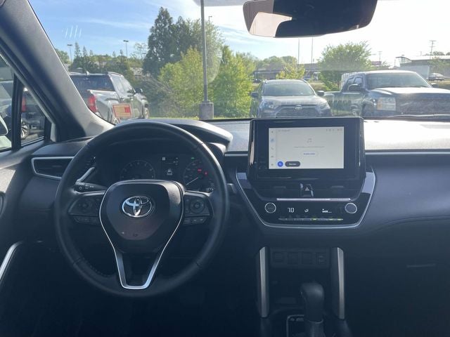 2024 Toyota Corolla Cross Hybrid SE