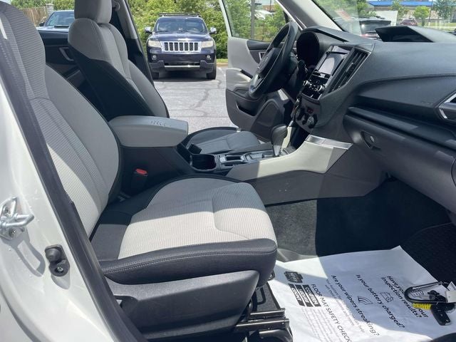 2024 Subaru Forester Base