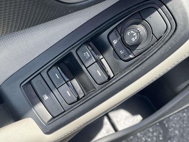 2024 Subaru Forester Base