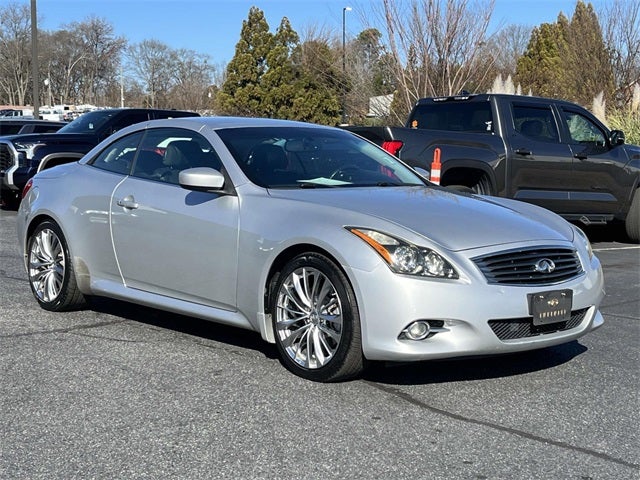2011 INFINITI G37 Base