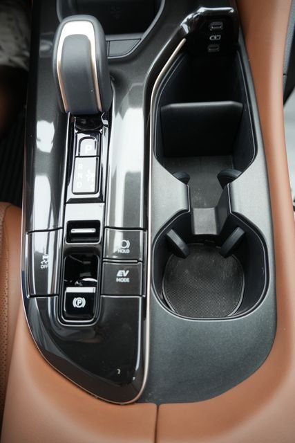 2025 Toyota Crown Signia XLE