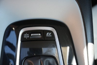 2025 Toyota Corolla Hybrid SE