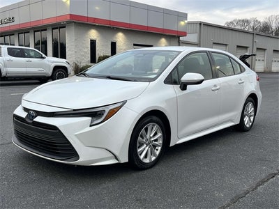 2024 Toyota Corolla Hybrid LE