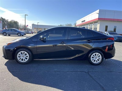 2019 Toyota Prius LE