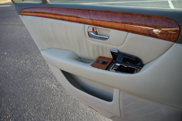 2001 Lexus LS 430