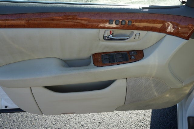 2001 Lexus LS 430
