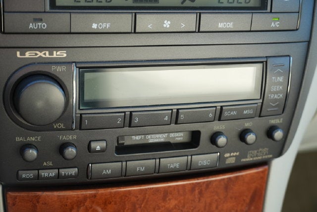 2001 Lexus LS 430