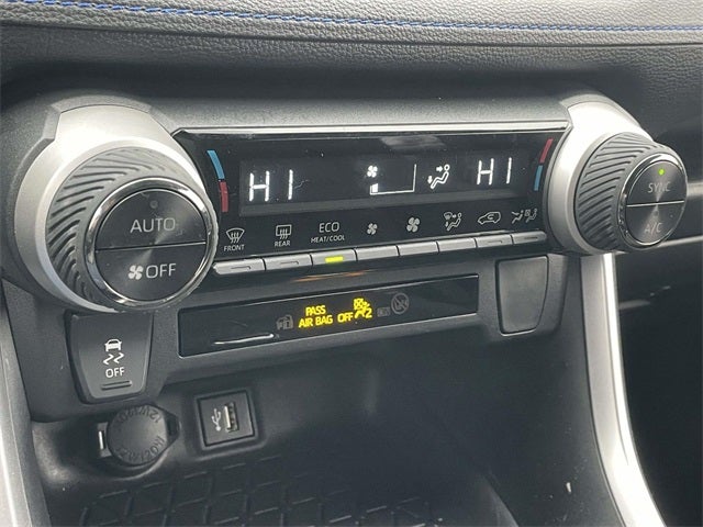 2024 Toyota RAV4 Hybrid SE