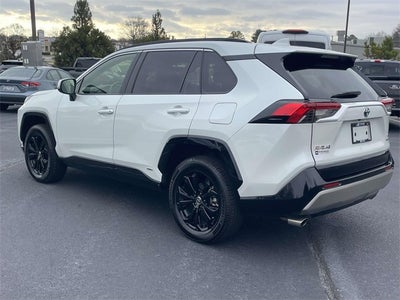 2024 Toyota RAV4 Hybrid SE