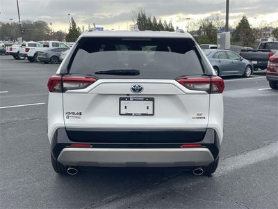 2024 Toyota RAV4 Hybrid SE
