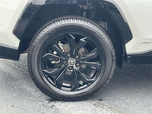 2024 Toyota RAV4 Hybrid SE