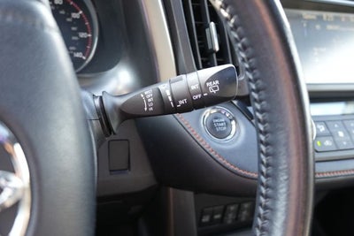 2016 Toyota RAV4 SE