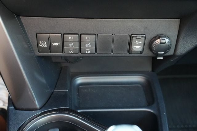 2016 Toyota RAV4 SE